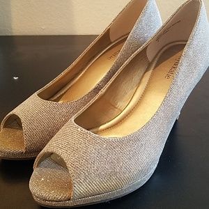 Kelly & Katie Shimmer Peep Toe Heels